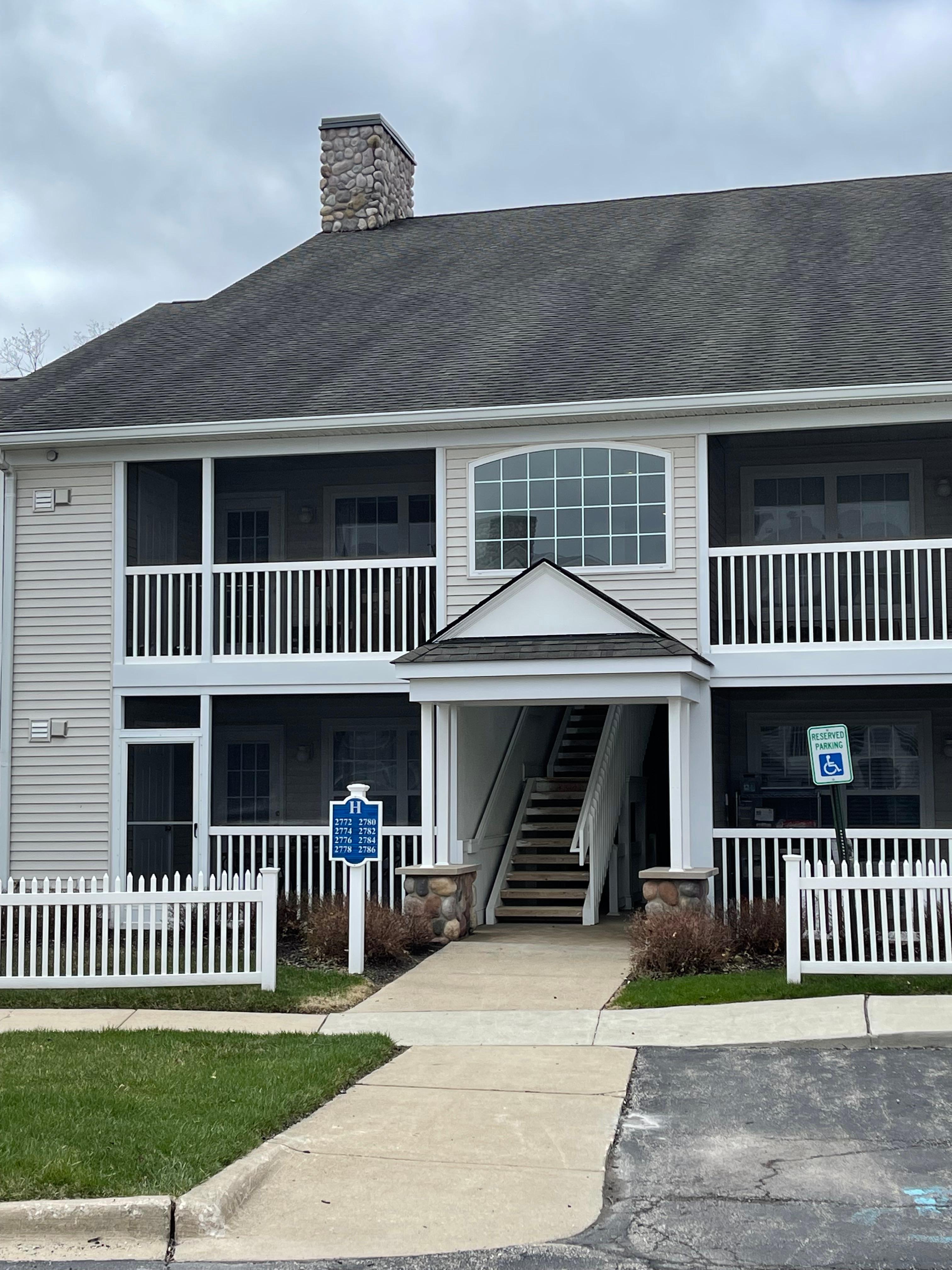 2780 S. Knightsbridge Circle | Ann Arbor